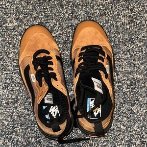 Vans Men's Brown and Black Sneakers
